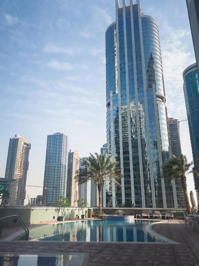 Appartement Higuests - Cozy Studio With Panoramic Views On The Lake à Dubaï Extérieur photo