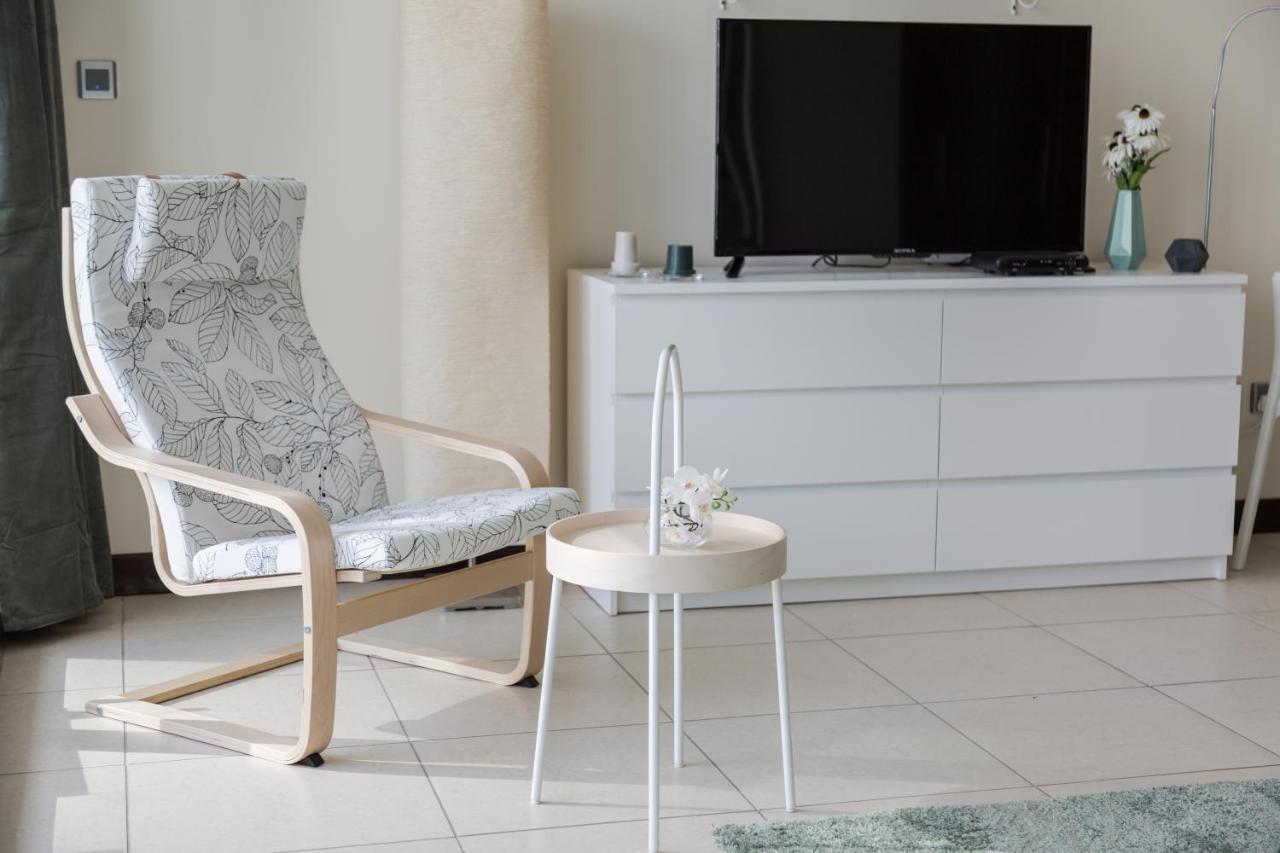 Appartement Higuests - Cozy Studio With Panoramic Views On The Lake à Dubaï Extérieur photo